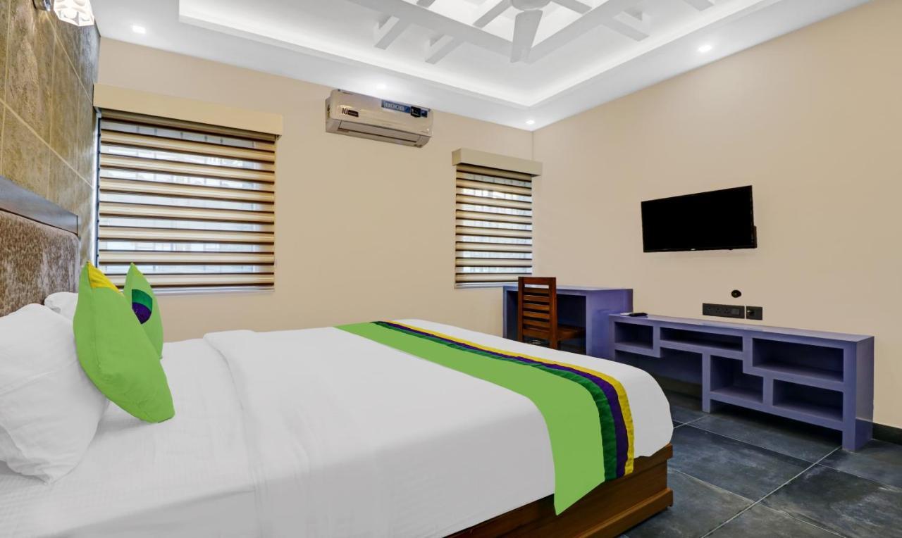 Treebo Pushpak Service Apartment Kochi Екстер'єр фото