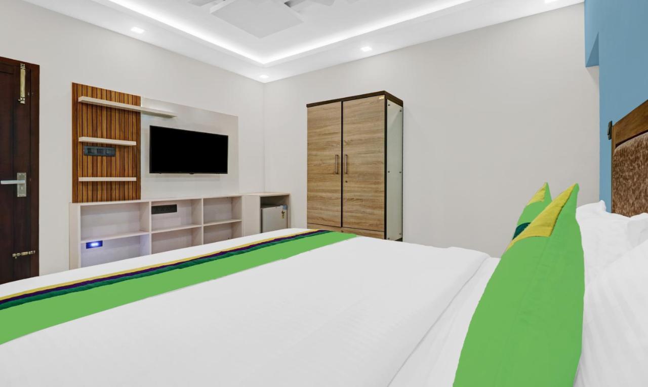 Treebo Pushpak Service Apartment Kochi Екстер'єр фото
